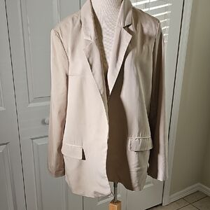 Womens Tan Blazer Size XL. Pockets, Lined By NICOLE MILLER